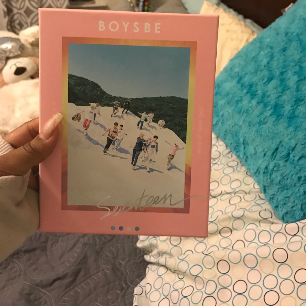 Seventeen Kpop Album - Picture 1 of 6